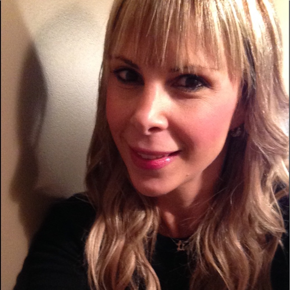 Meet your Posher, Liz